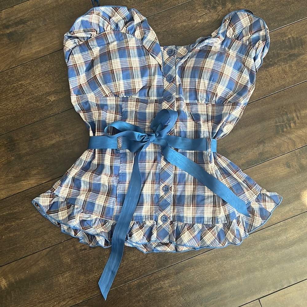 Blue striped tube top or can be worn with straps